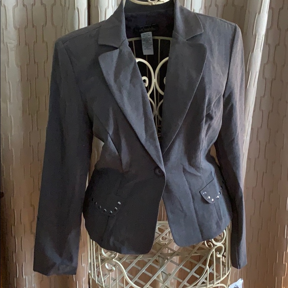 Gray blazer